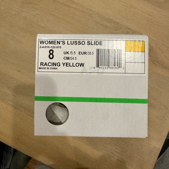 APL Women’s Lusso Slides NWT Racing Yellow - Picture 3 of 4